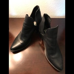 Steve Madden Leather Postal Bootie